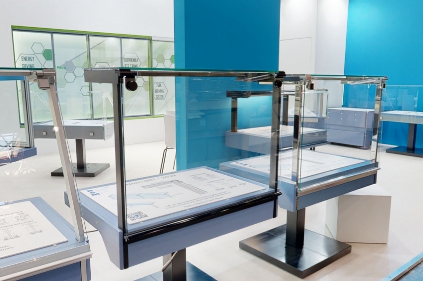 Flat linear glasses professional lift up opening - NEM 087 - 2